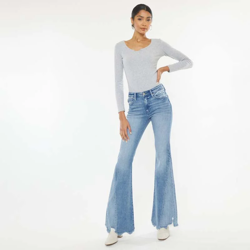 Stylish Women's Outfit The Rosecrans Mid Rise Flare Jeans