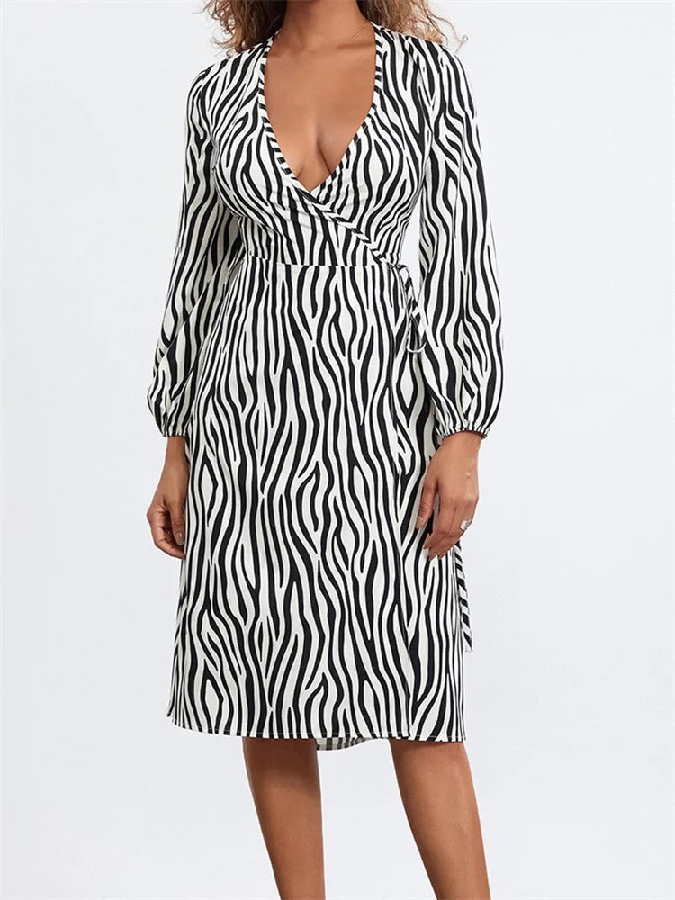 Modern Women's Wardrobe Essentials Long Sleeve V-Neck Zebra Striped Print Tie-Up Casual Midi Dress Modern Women's Wardrobe Essentials Long Sleeve V-Neck Zebra Striped Print Tie-Up Casual Midi Dress