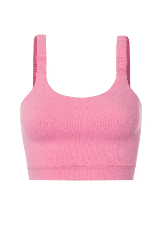 Style Breakthroughs Scrunch Strap Crop Tank