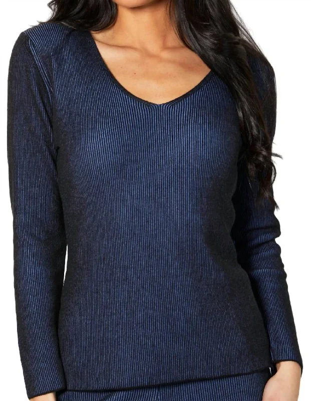 Women's Holiday Clothes Two Tone Ribbed V-Neck Top In Cadet