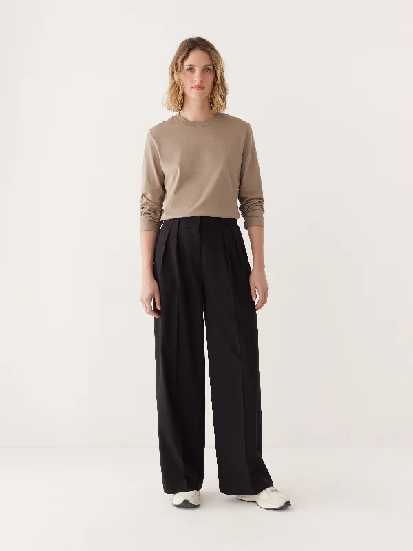 Women's Online Boutique The Long Sleeve T-shirt in Champagne