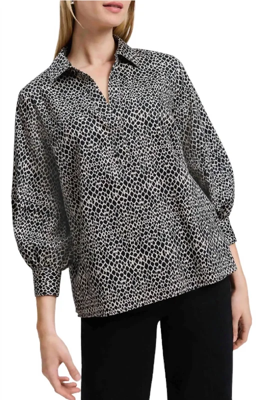 High End Fashion Frankie Abstract Snakeskin Popover Blouse In Black