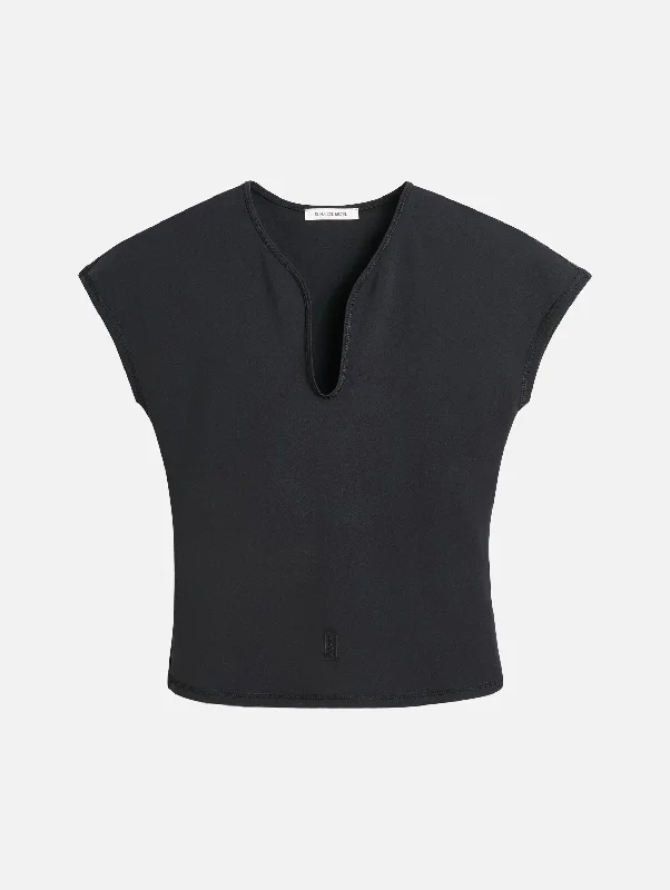 Chic And Edgy Venazia Athletic Top in Black