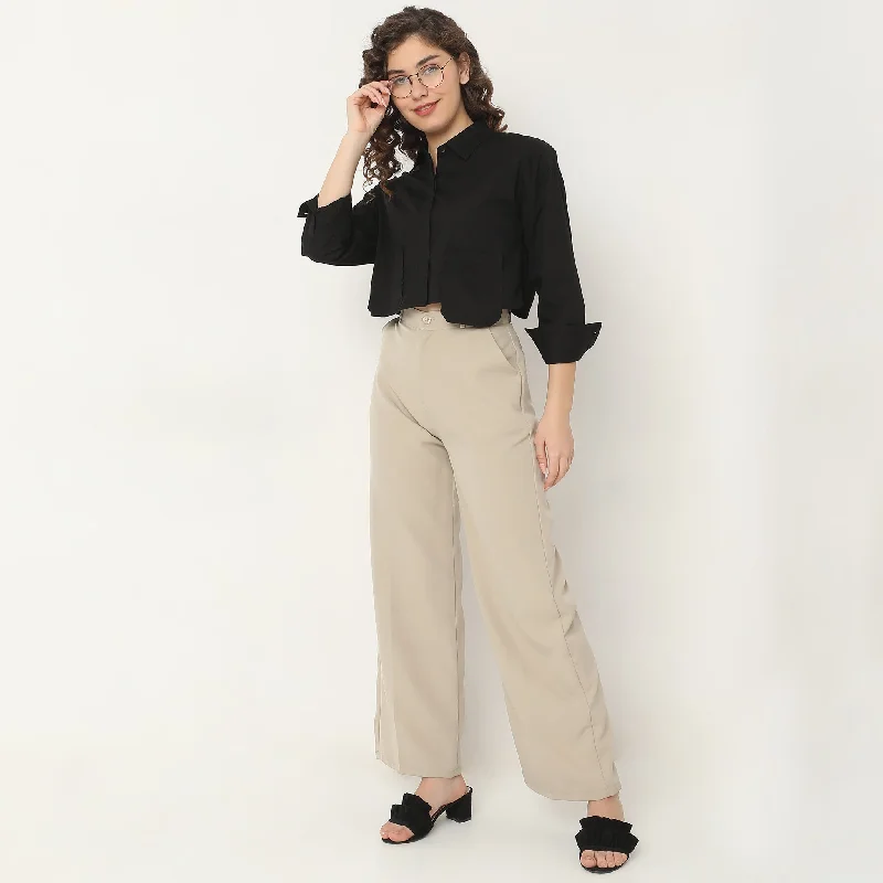 Discount Extravaganza Regular Fit Solid Shirt