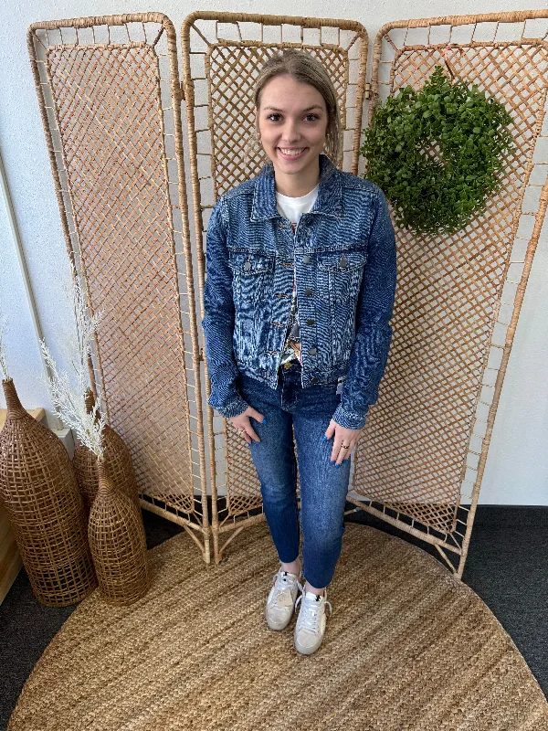 Don't Miss Out – Your Favorite Fashion Pieces On Sale KUT Julia Denim Jacket