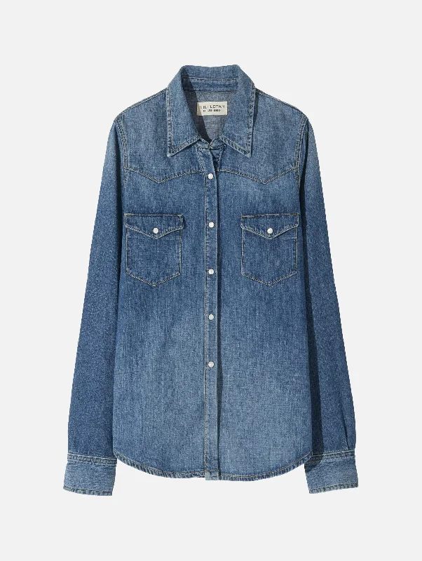 Fashion Essentials Travis Shirt in Classic Wash